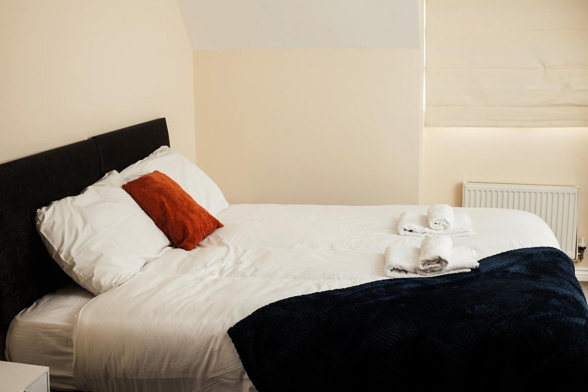 Avril Warwickshire Home Stay Nuneaton Dış mekan fotoğraf