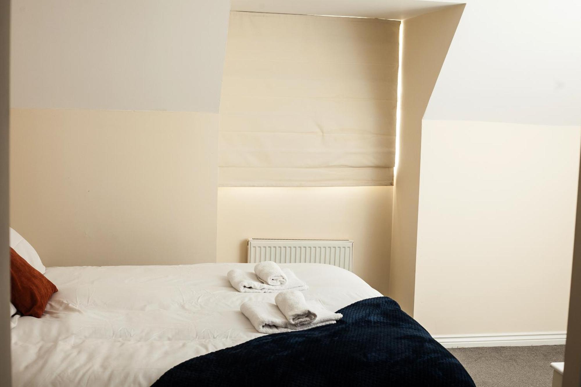 Avril Warwickshire Home Stay Nuneaton Dış mekan fotoğraf