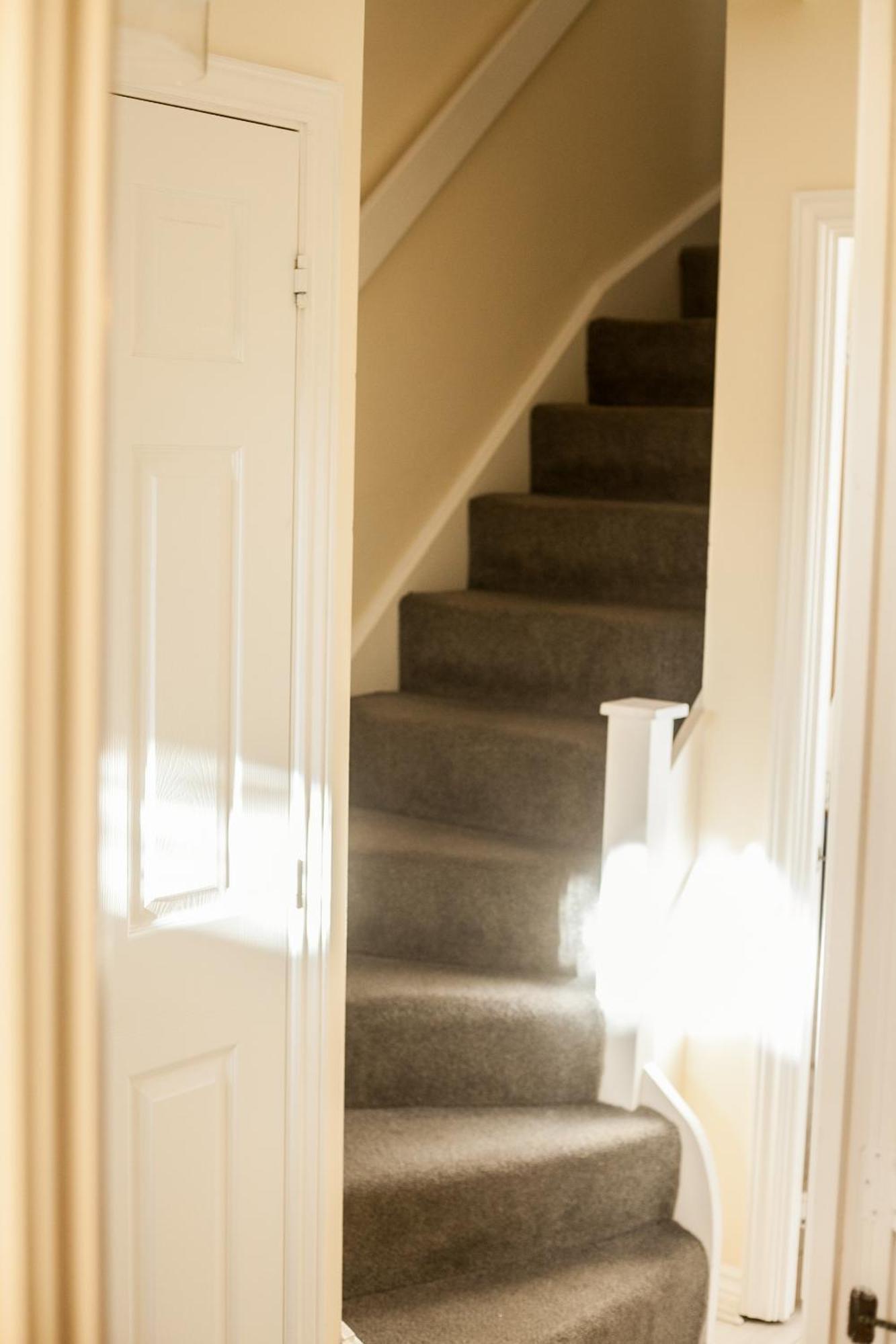 Avril Warwickshire Home Stay Nuneaton Dış mekan fotoğraf