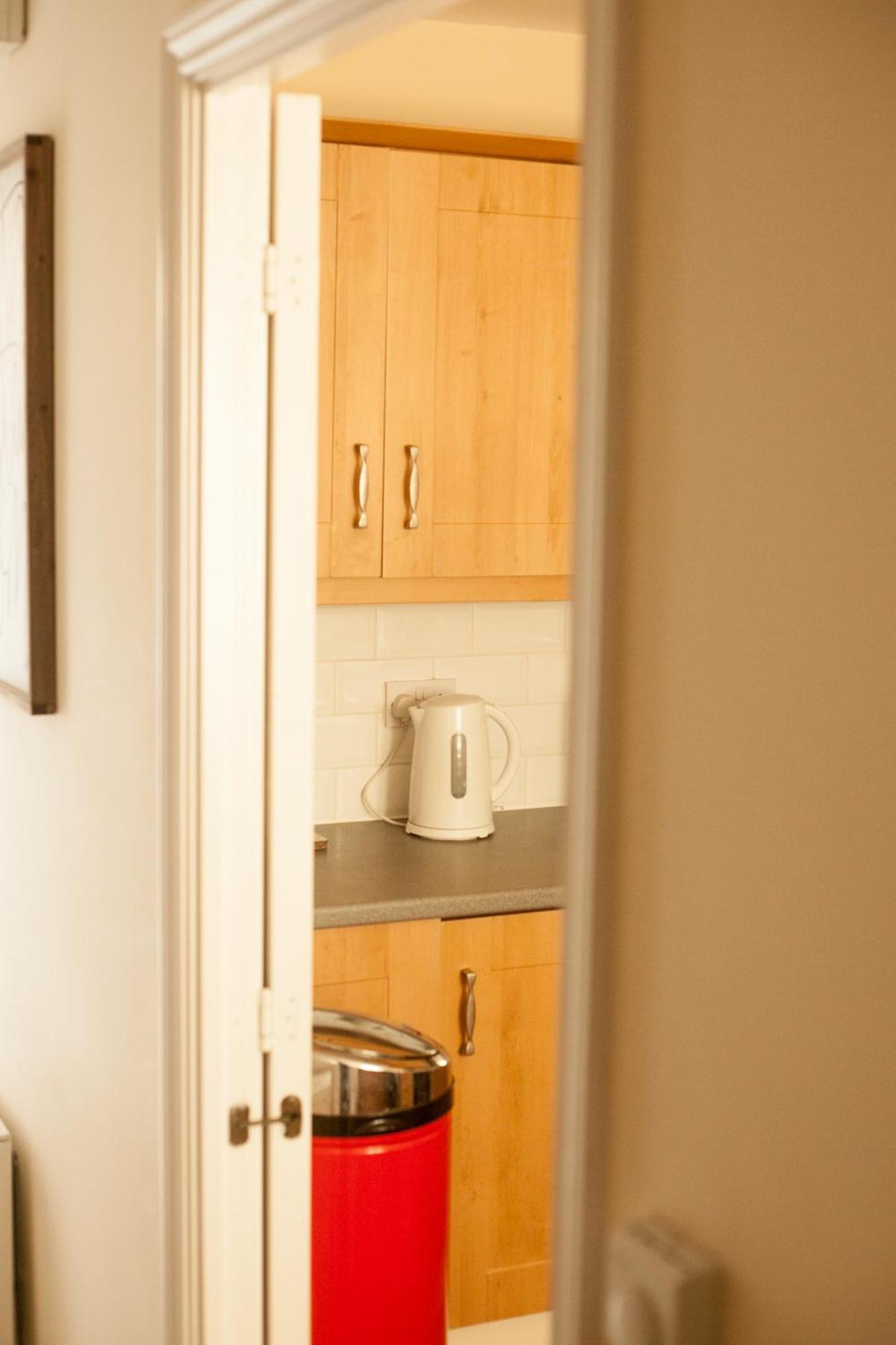 Avril Warwickshire Home Stay Nuneaton Dış mekan fotoğraf