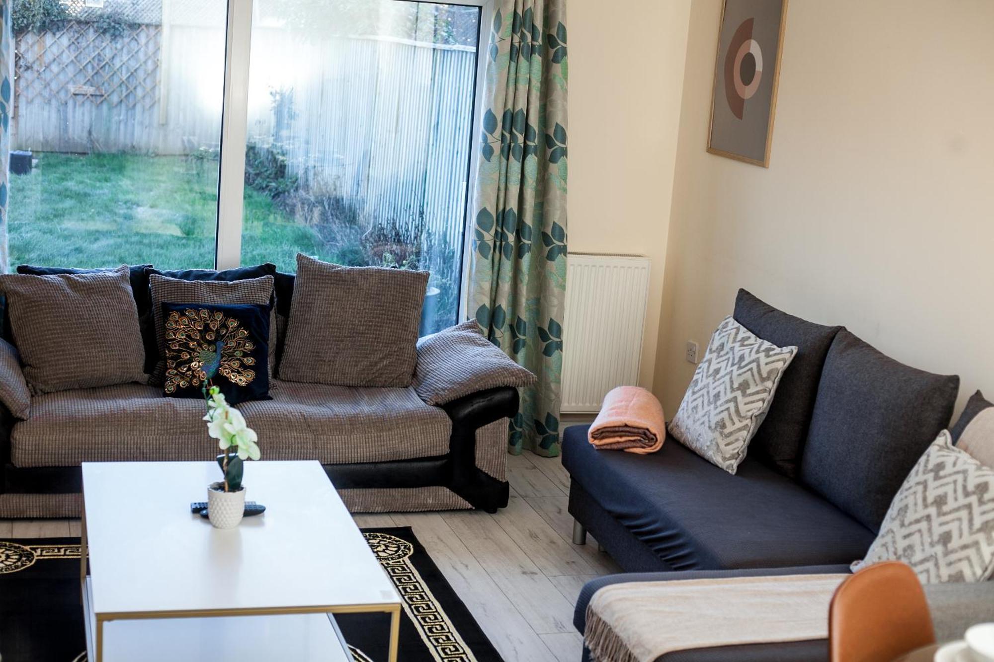 Avril Warwickshire Home Stay Nuneaton Dış mekan fotoğraf